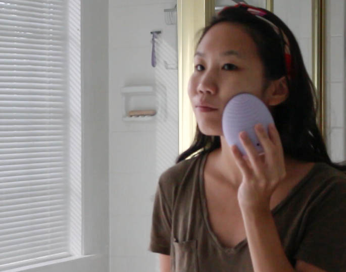 foreo-luna-2-cleansing