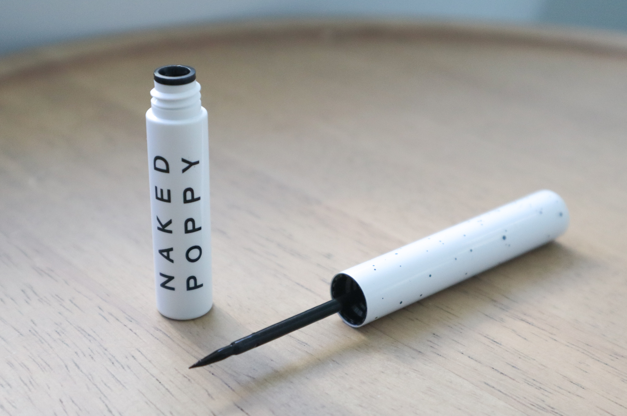Plein Vanity- NakedPoppy Clean Liquid Eyeliner